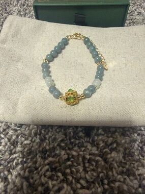 Gold Accent Jade Beaded Bracelet - Unbranded with free earrings